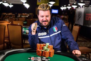 Макс Пескатори выставил на аукцион свой последний браслет в благотворительных целях