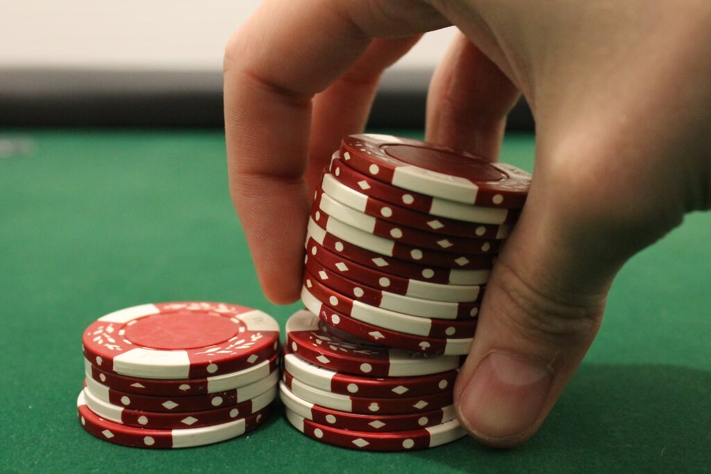 Что такое аддон в покере?