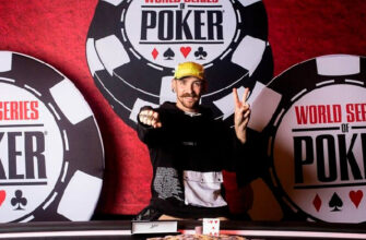 Анатолий Зырин одержал победу в 55 турнире WSOP 2021