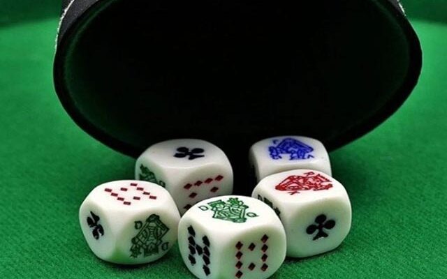 Правила игры в покер на костях